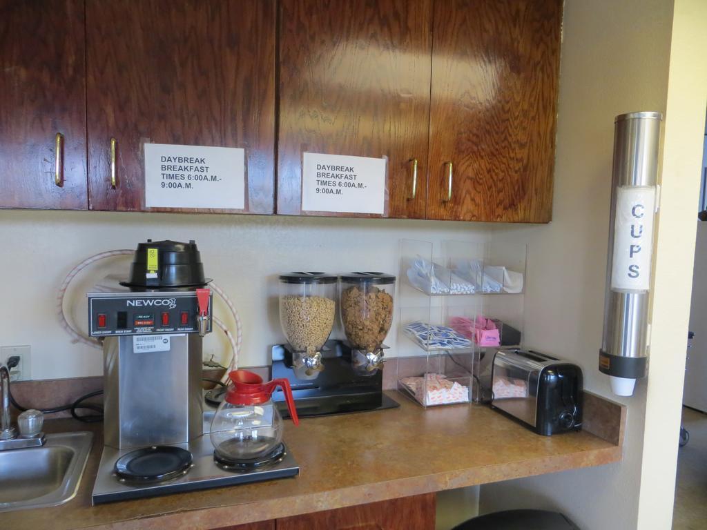 Americas Best Value Inn Ozark Εξωτερικό φωτογραφία